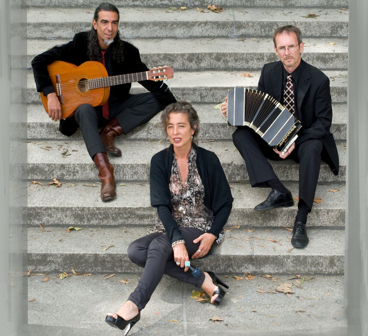Tango Carapa Trio